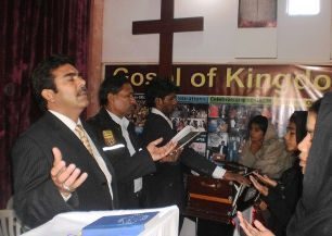 Gottesdienst mit Ghaffar Bhatti aus Pakistan - besonderer Gottesdienst - Langenbeutingen