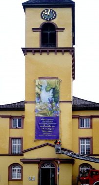 Farben steigen zum Himmel, Sonstiges, Ludwigskirche Langensteinbach, Baden-Württemberg