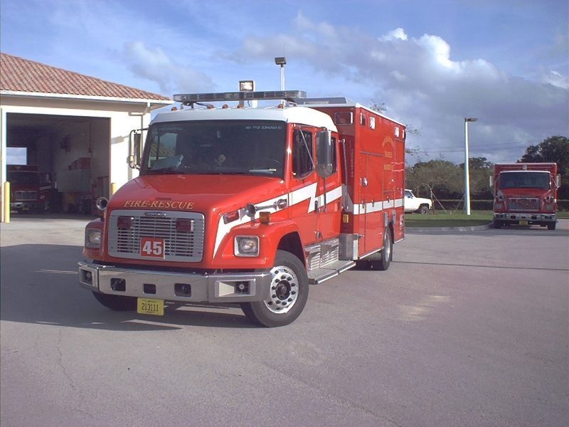 Verein der Deutsches-Rotes-Kreuz!: Ausbildung